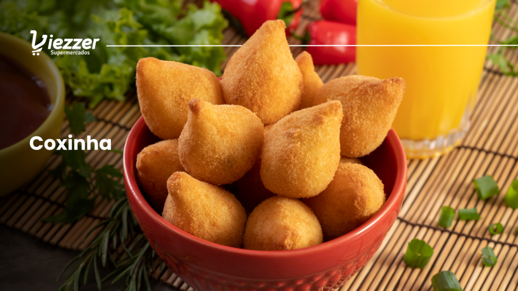 Aprenda a fazer uma deliciosa coxinha com essa receita especial do Super Viezzer.