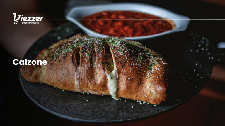 Aprenda a fazer um delicioso calzone com essa receita especial do Super Viezzer.