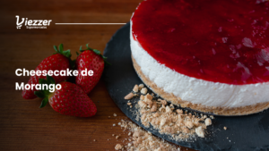 Aprenda a fazer uma deliciosa cheesecake de morango com essa receita do Super Viezzer.